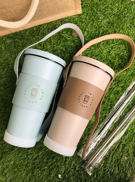 750ml不鏽鋼保冰保溫吸管杯/珍珠奶茶杯/環保杯/飲料袋/交換禮物  NT$ 330