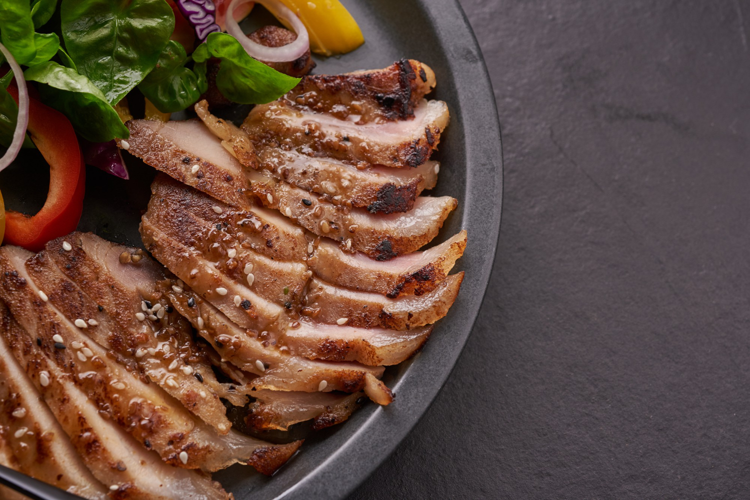 Grilled steak with fresh vegetable