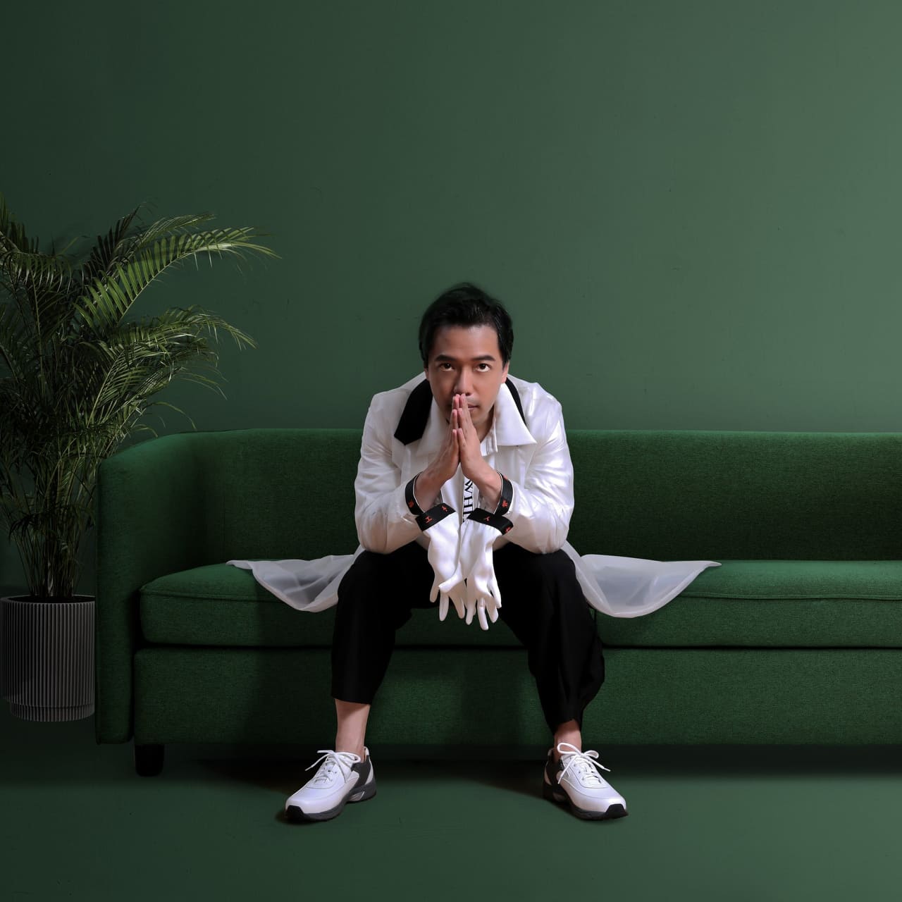 南港復健科診所院長李佳誠醫師