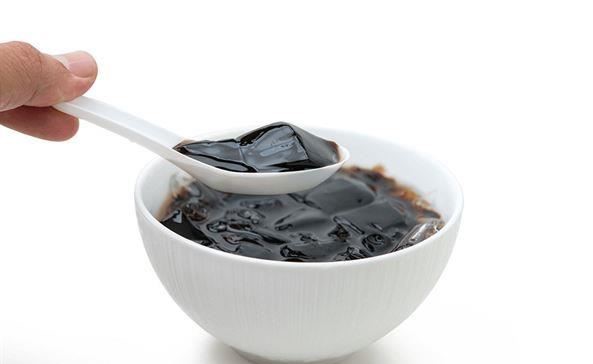 清涼解渴、清熱消炎,中醫師教你在家自己做仙草茶!