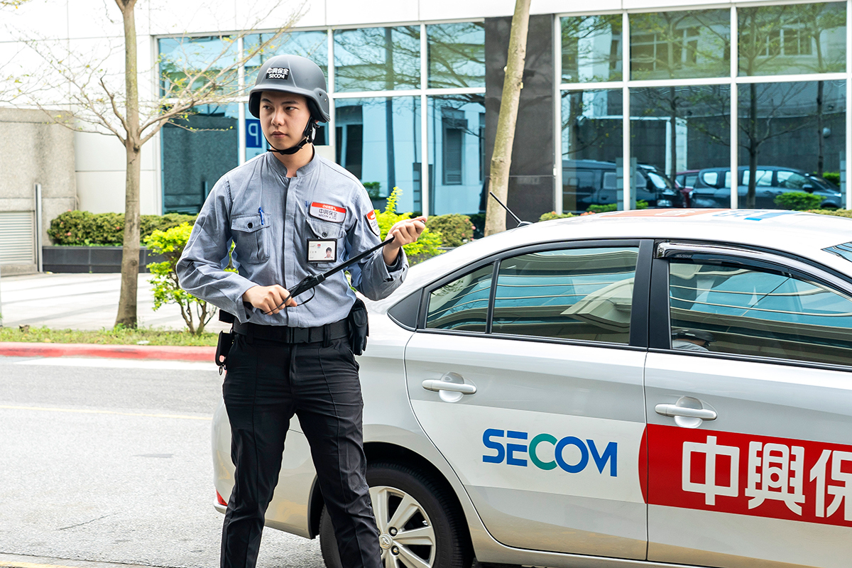 中興保全的服務工程員，隨時待命。