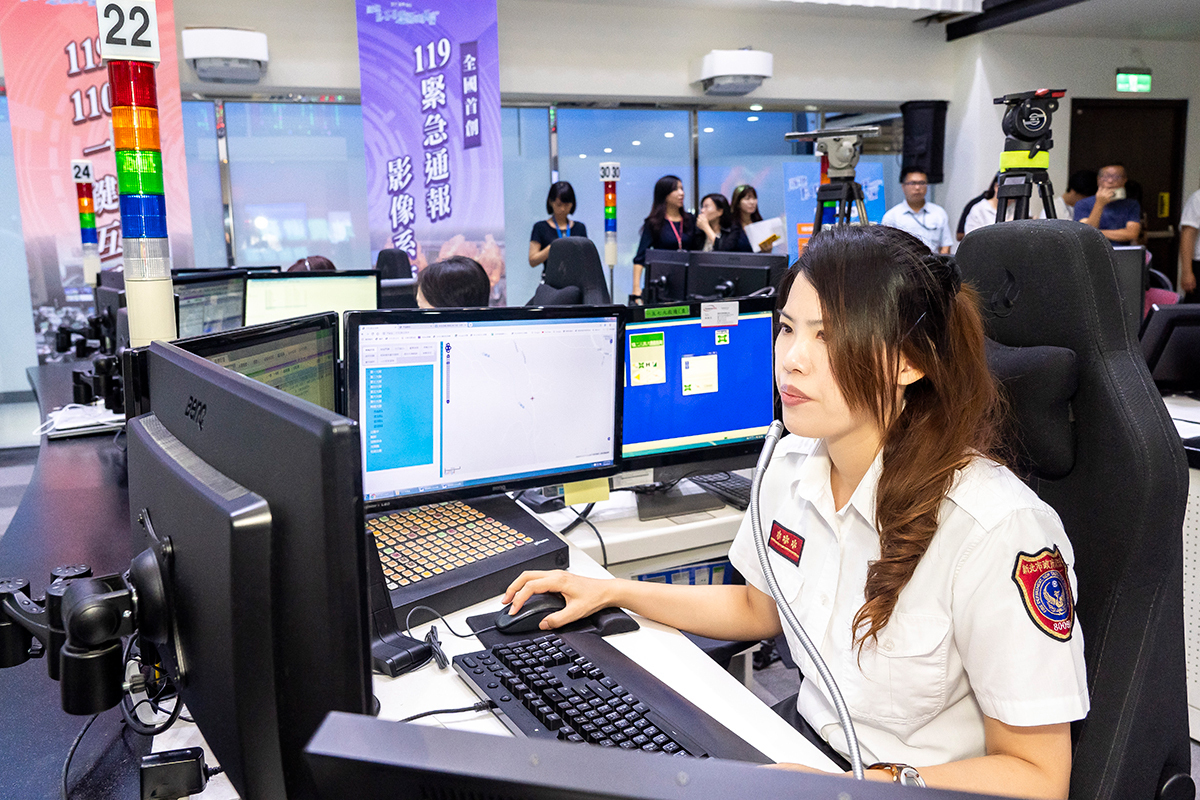 「119、110一鍵互通」可加速通報時效，讓119服務人員更快完成派遣。