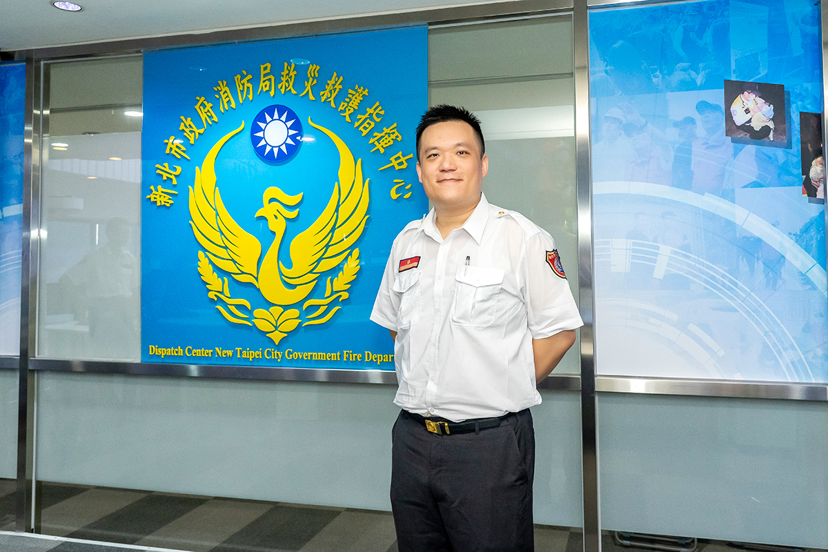 新北市消防局救災救護指揮中心主任林登港認為，「119火災緊急通報影像系統」可以簡化報案流程，防止民眾誤報。