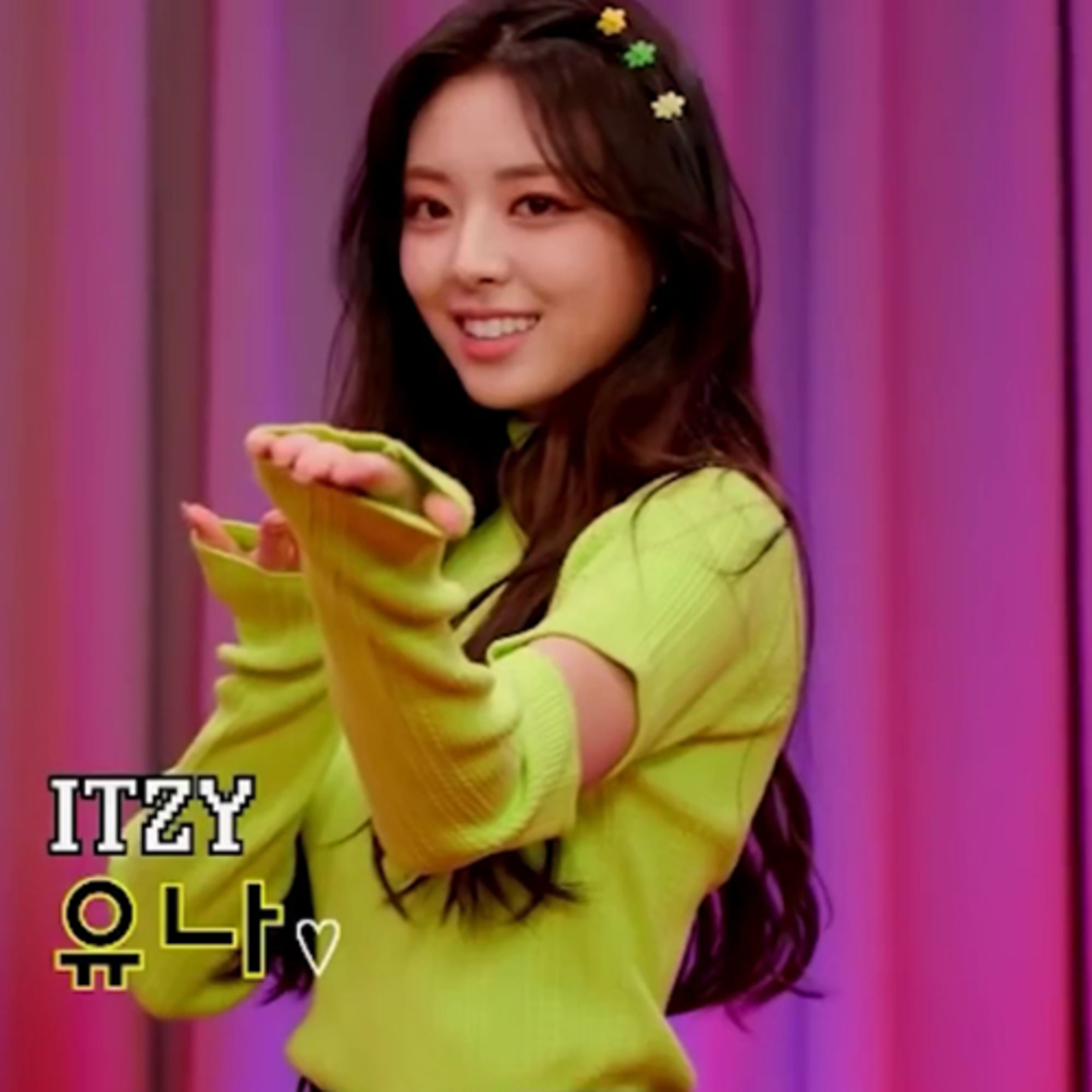 ITZY YUNA