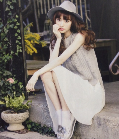 Sweet３月号
via / MERCURYDUO offical blog