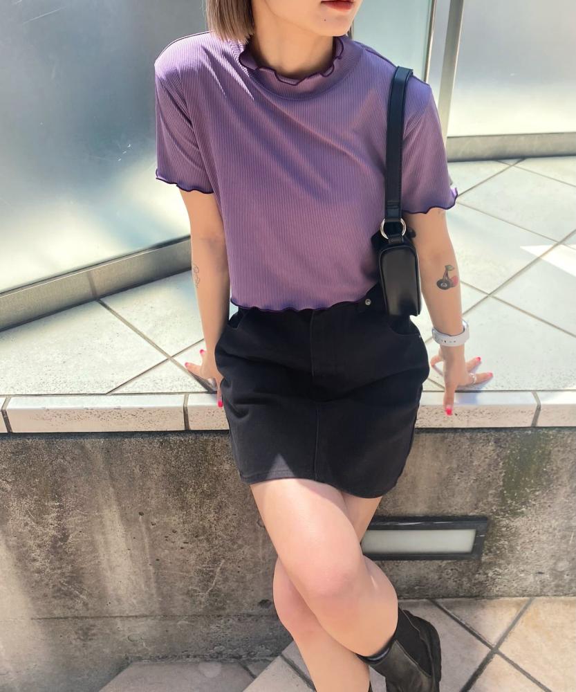【WHO'S WHO gallery】木耳捲邊短版上衣