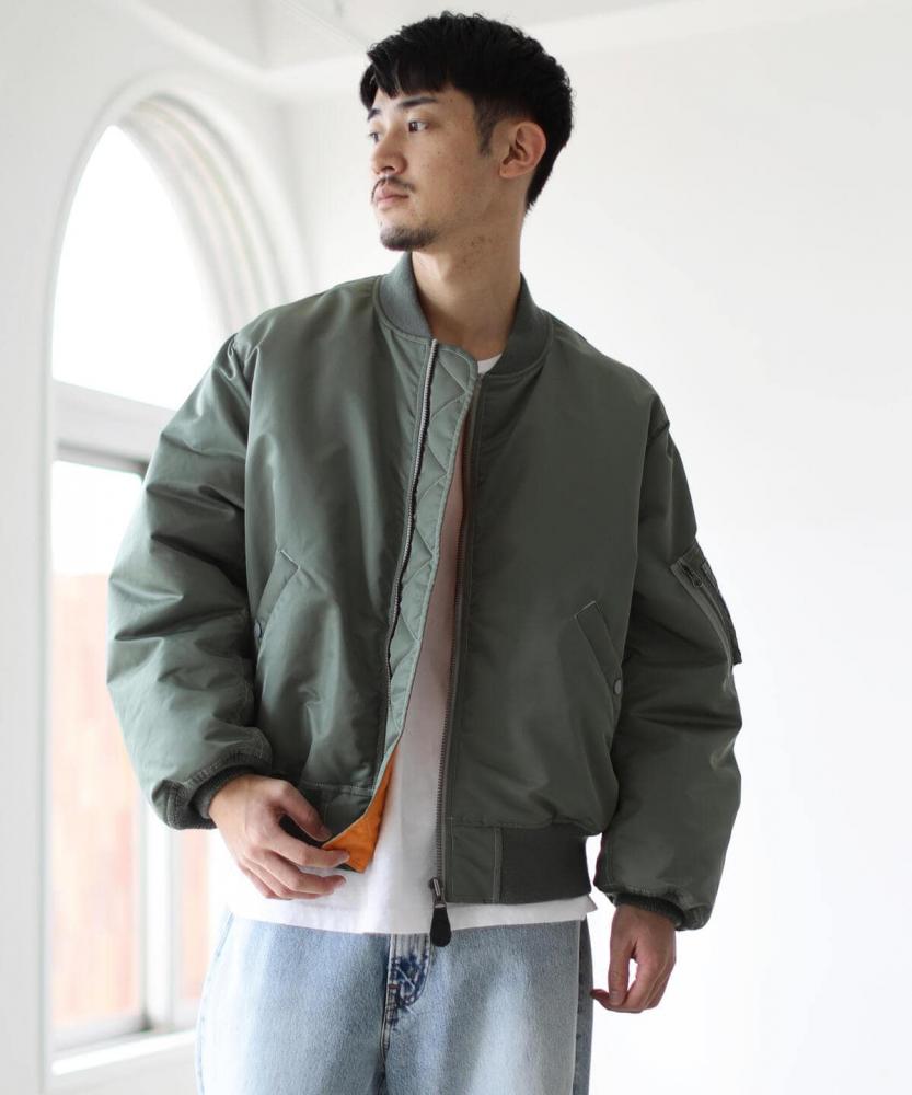 BEAMS
男裝 MA-1 外套